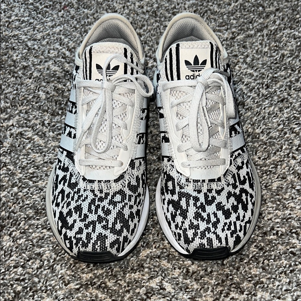 Adidas swift run